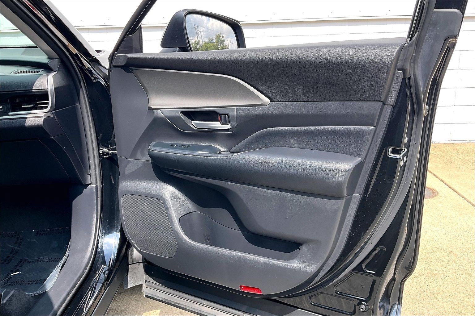 Used 2025 Toyota Grand Highlander FWD image 28