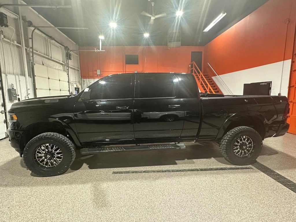 Used 2021 RAM 3500 Laramie AWD/4WD image 8