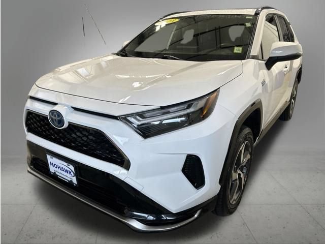 Used 2023 Toyota RAV4 SE w/ Weather & Moonroof Package
