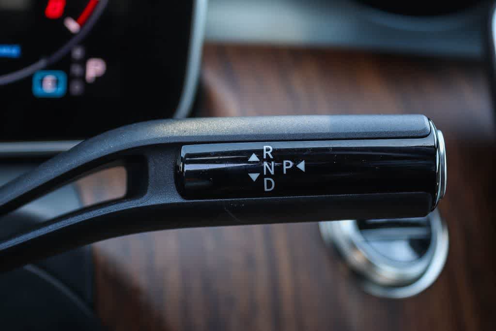 Used 2025 Mercedes-Benz C 300 Sedan image 18