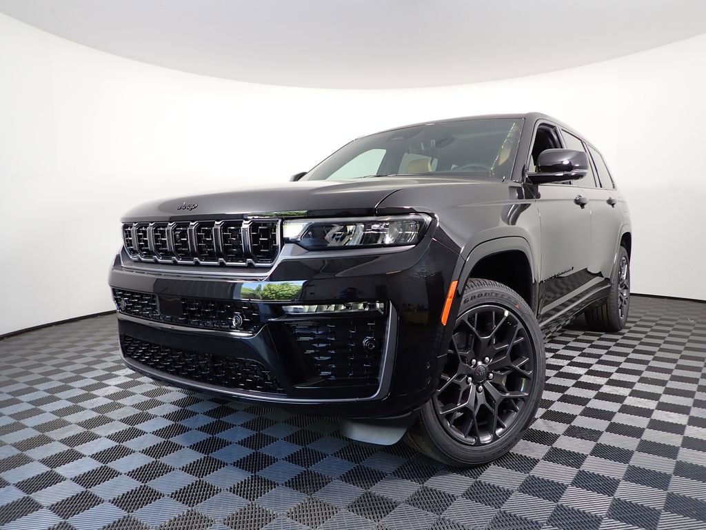 New 2026 Jeep Grand Cherokee L Summit AWD/4WD image 2