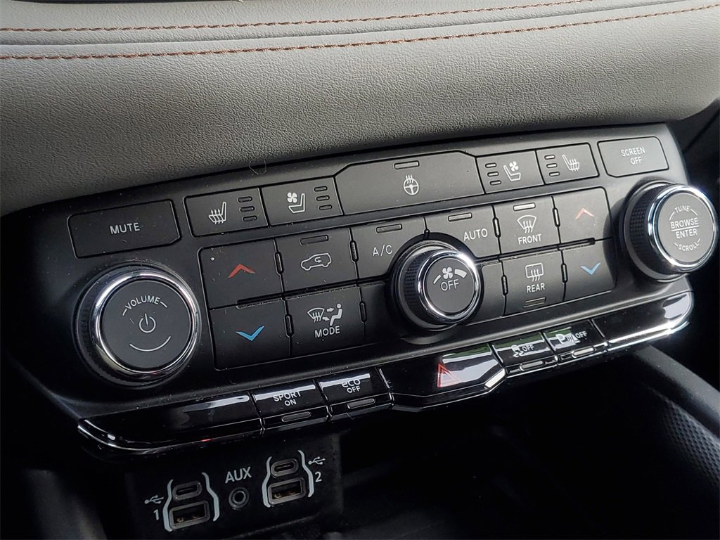 Used 2022 Dodge Durango R/T w/ Trailer Tow Group IV image 23