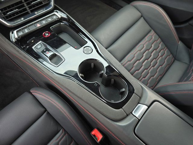 Used 2022 Audi RS e-tron GT image 25
