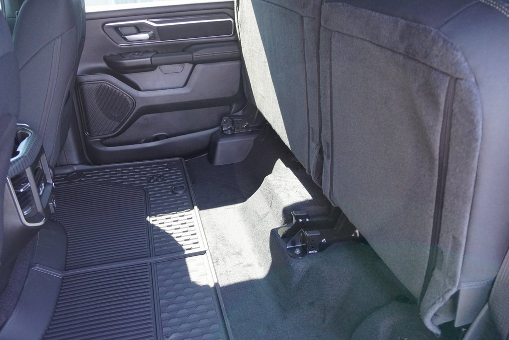 New 2026 RAM 1500 4x4 Crew Cab image 24