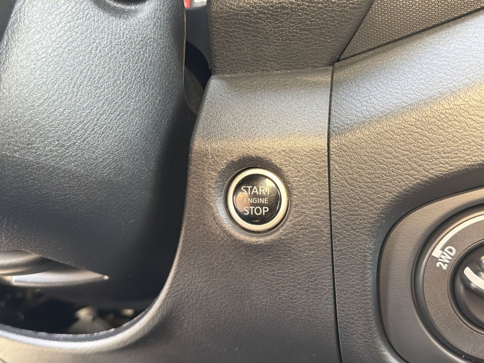 Used 2023 Nissan Frontier PRO-4X w/ Pro Convenience Package image 23