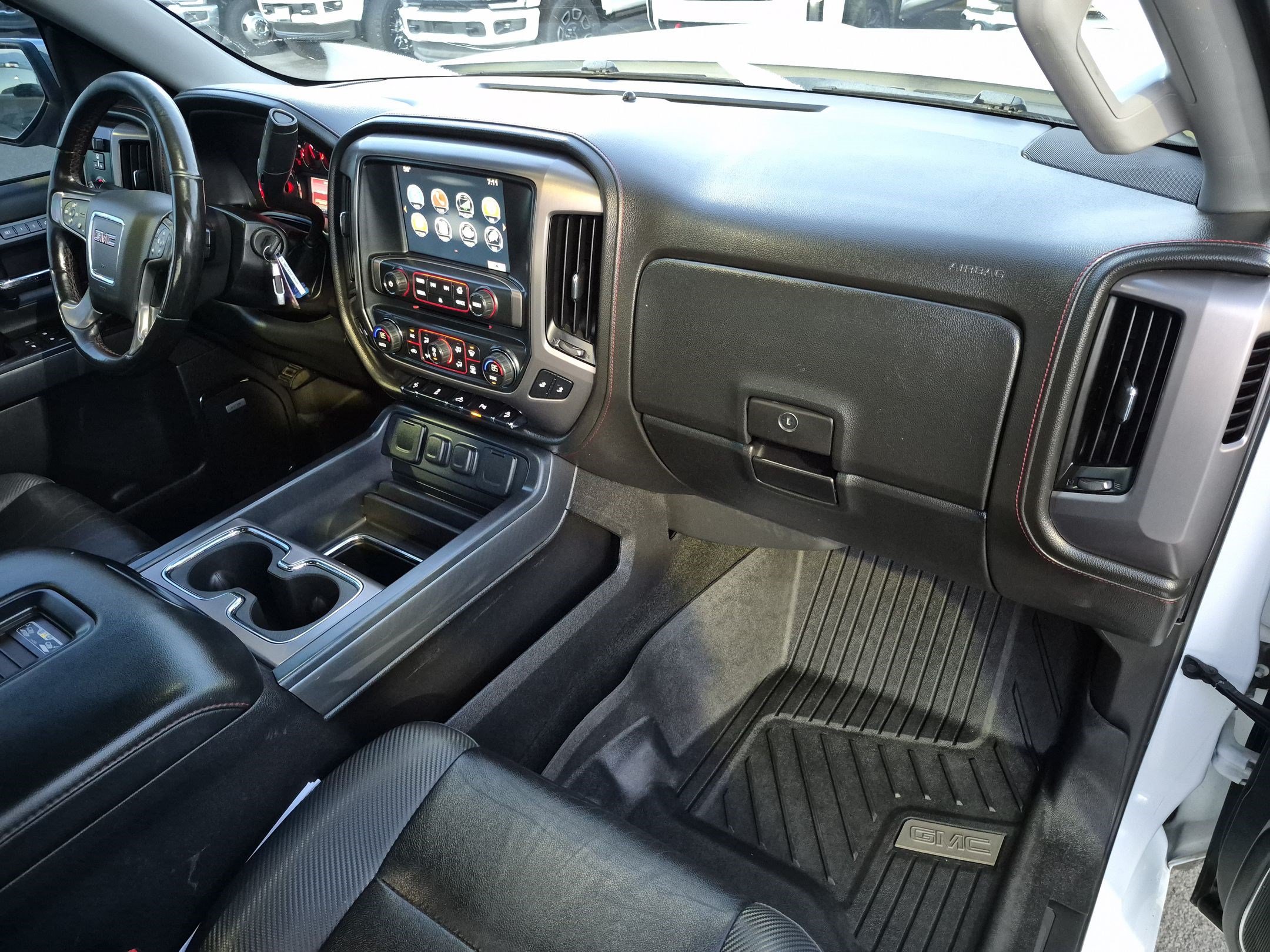 Used 2016 GMC Sierra 1500 SLT w/ All-Terrain Package AWD/4WD image 33