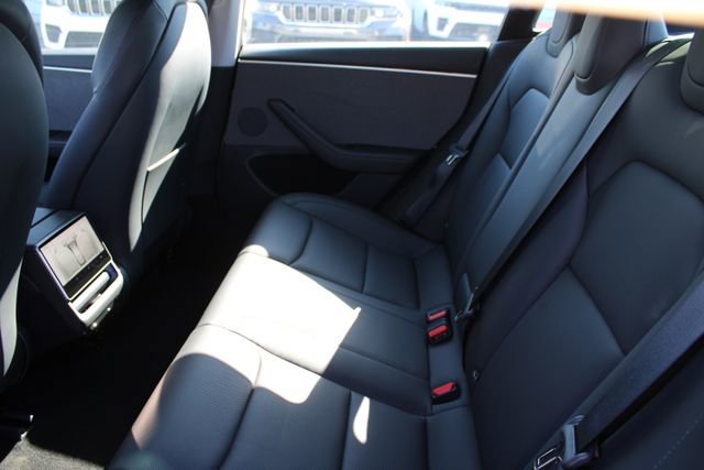 Used 2025 Tesla Model 3 Long Range image 31