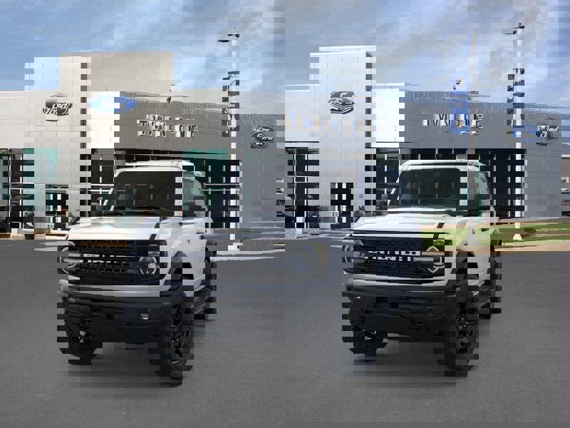 New 2025 Ford Bronco Outer Banks image 2