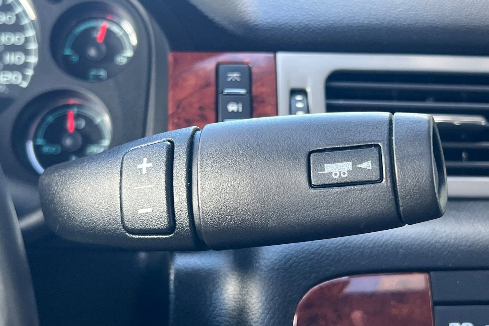 Used 2013 Chevrolet Tahoe LT image 21