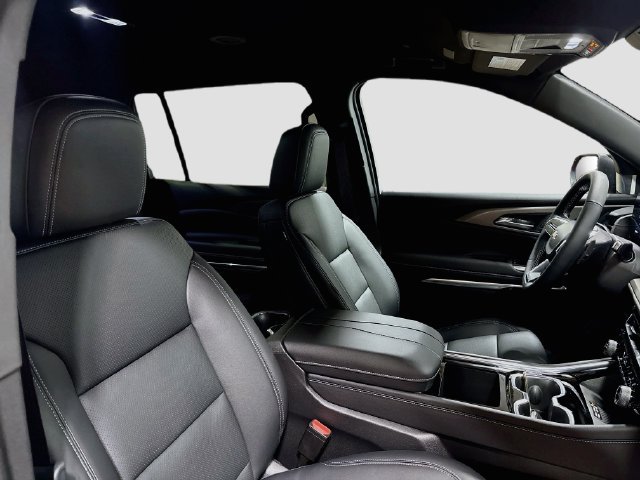 New 2027 Chevrolet Traverse LT FWD image 26