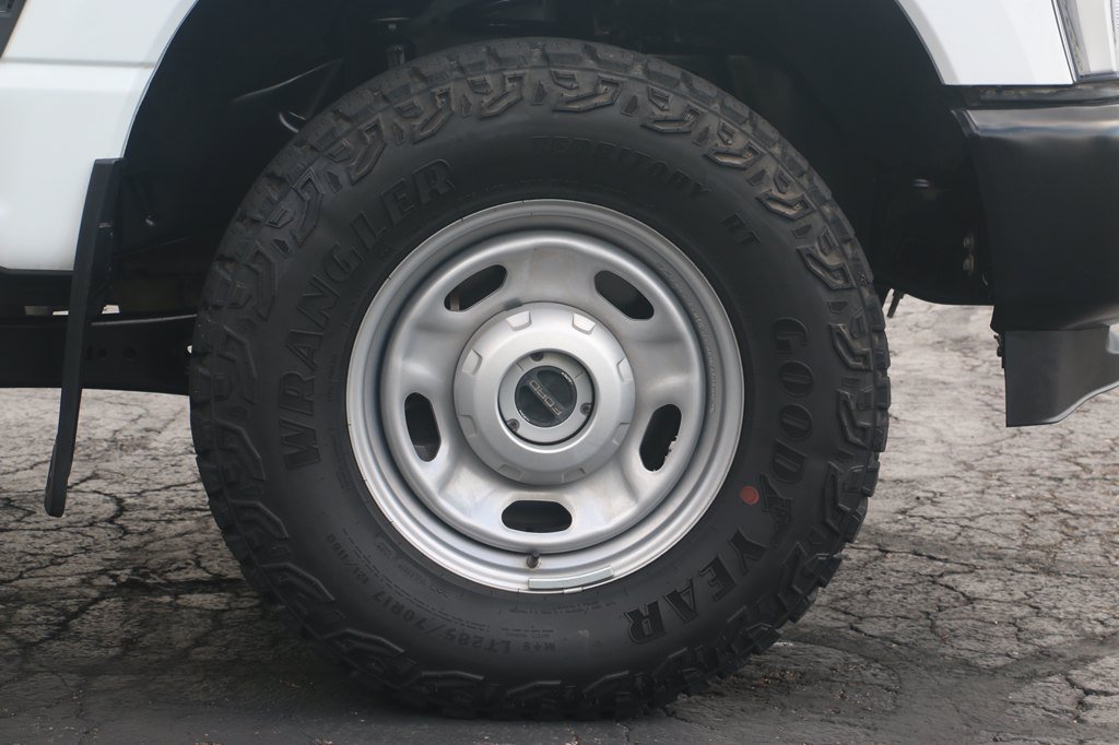 Used 2025 Ford F250 XL w/ XL Off-Road Package AWD/4WD image 40