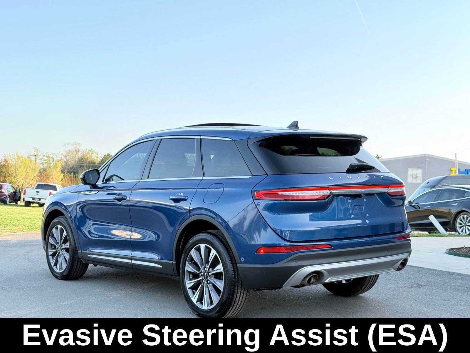 Used 2020 Lincoln Corsair Reserve image 12