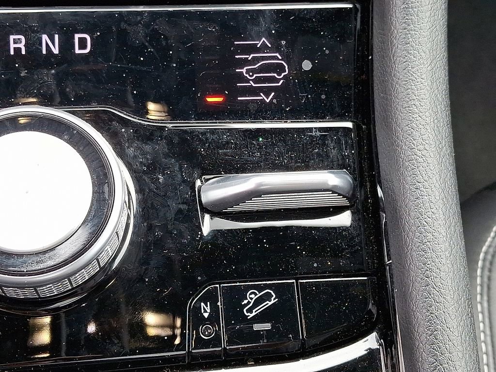 Used 2023 Jeep Grand Cherokee Overland image 22