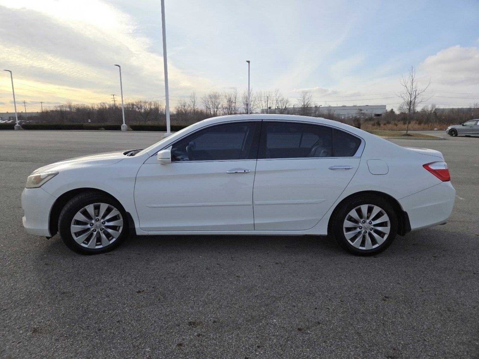 Used 2014 Honda Accord EX-L image 11