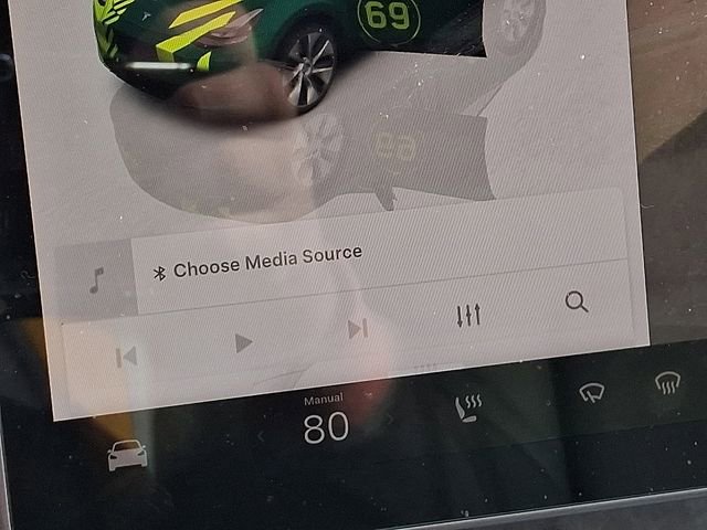 Used 2024 Tesla Model Y Long Range image 24