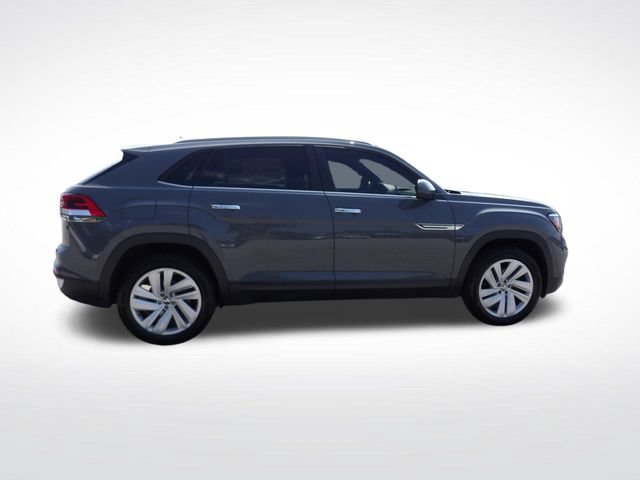 Used 2020 Volkswagen Atlas Cross Sport SE w/ Panoramic Sunroof Package FWD image 13