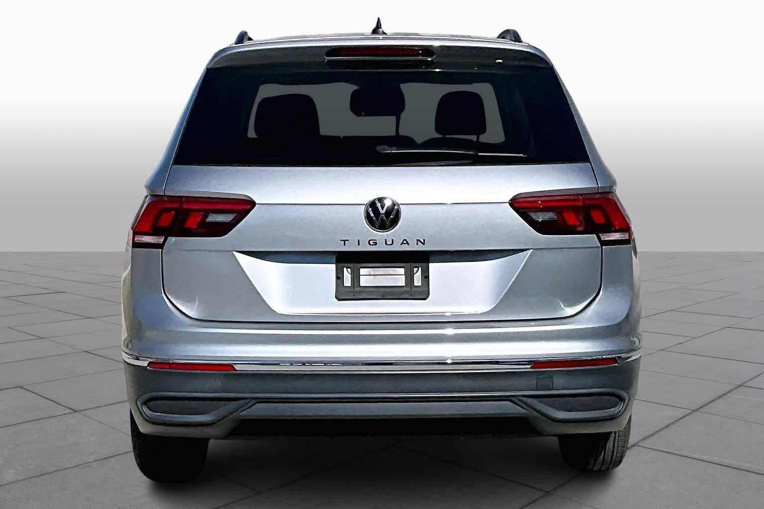 Used 2023 Volkswagen Tiguan S FWD image 5