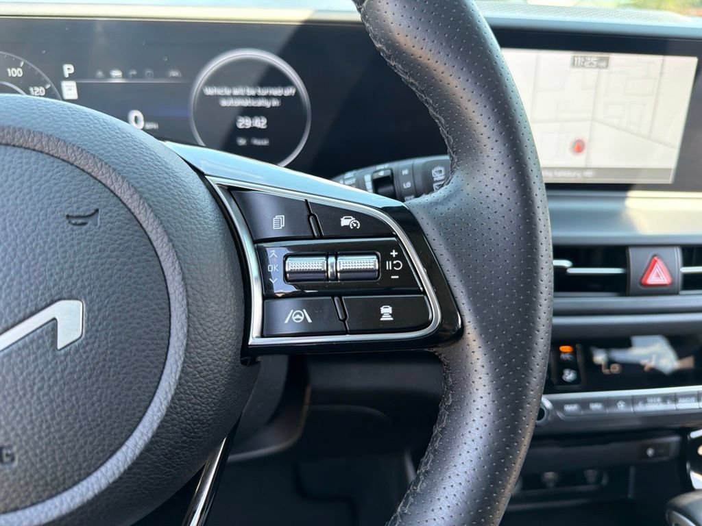 Certified 2024 Kia Seltos SX AWD/4WD image 17