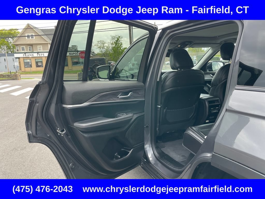 Certified 2023 Jeep Grand Cherokee Limited AWD/4WD image 29