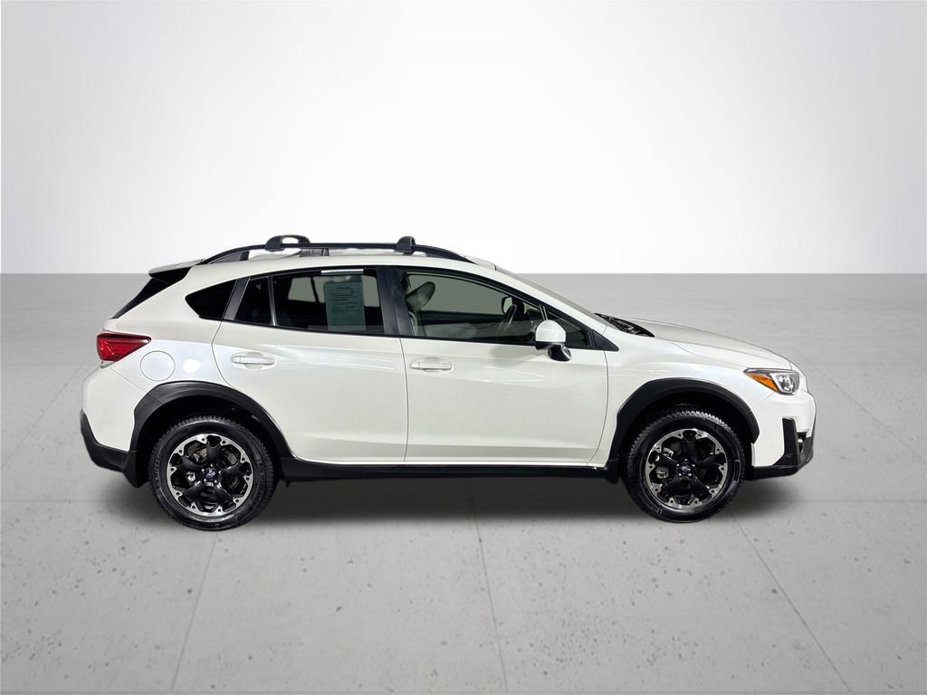Certified 2022 Subaru Crosstrek 2.0i Premium w/ Moonroof Package image 6