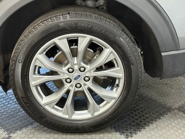 Used 2023 Ford Explorer Limited w/ Limited Technology Package image 17