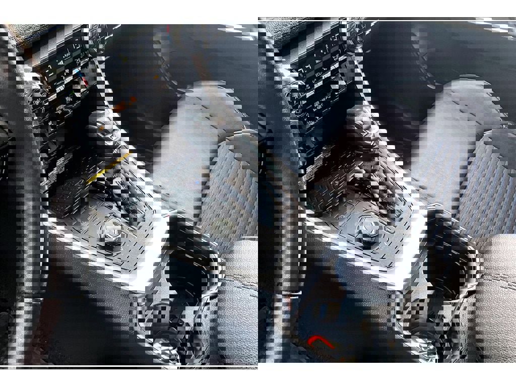 Used 2020 Toyota RAV4 XSE image 15