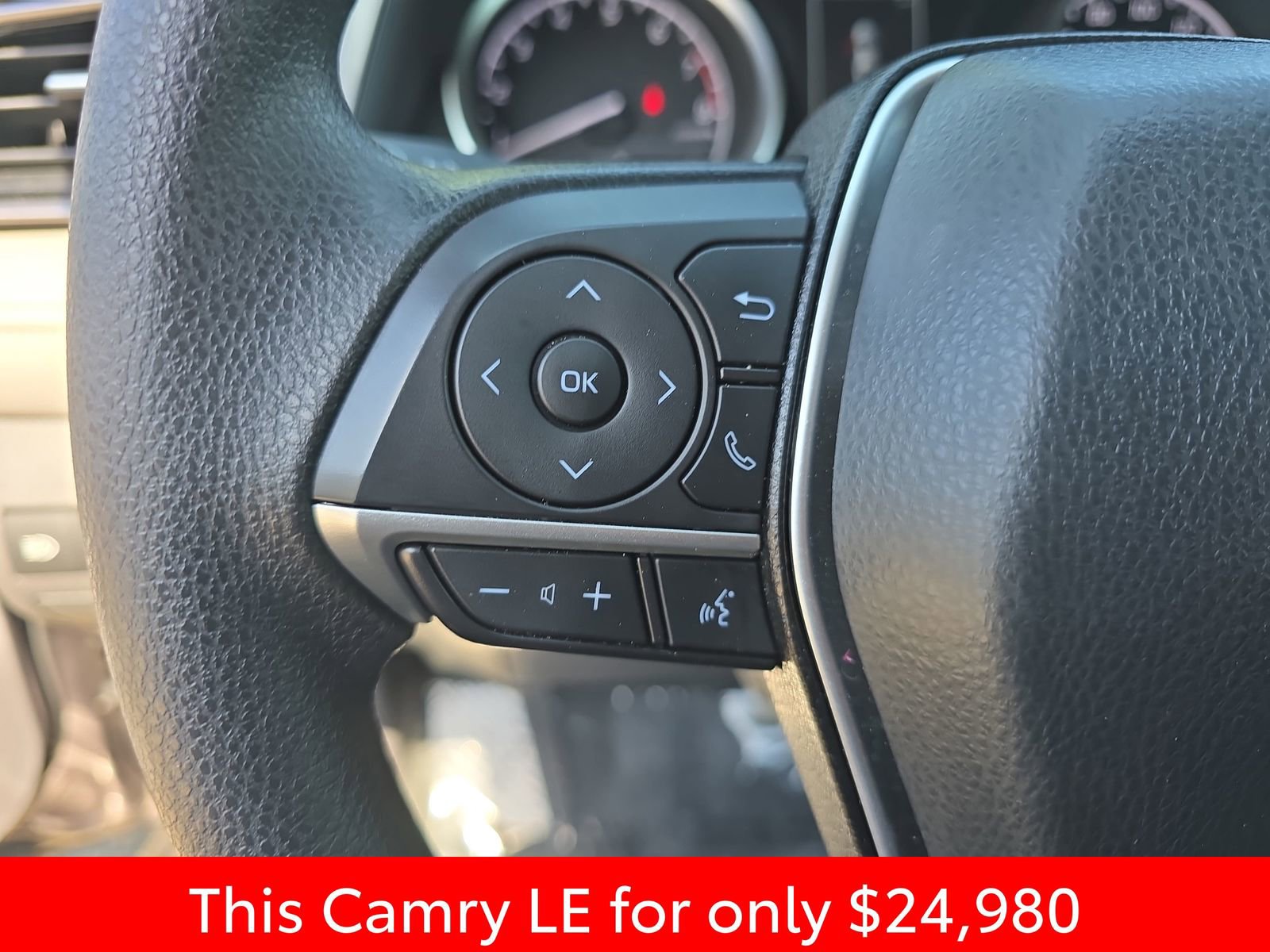 Used 2023 Toyota Camry LE FWD image 22