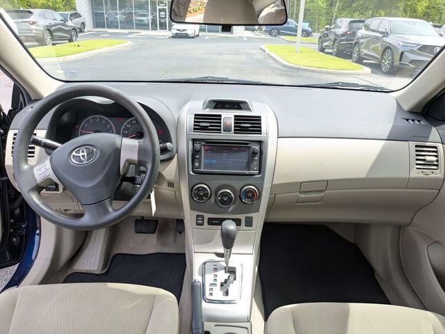 Used 2013 Toyota Corolla LE FWD image 14