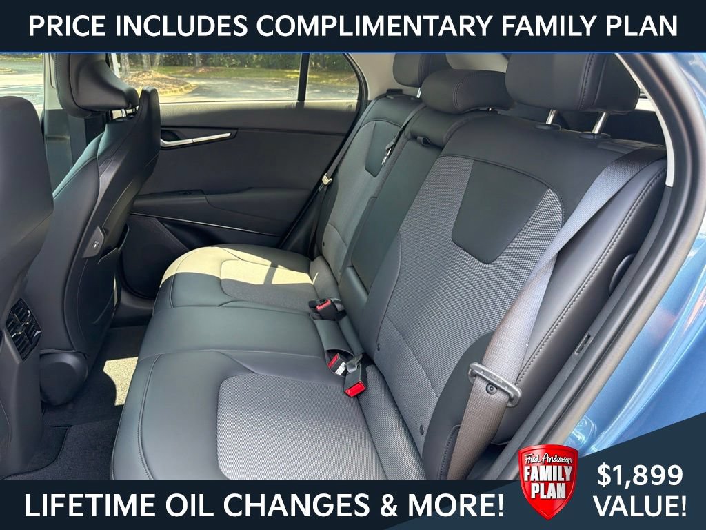 New 2026 Kia Niro Wind FWD image 11