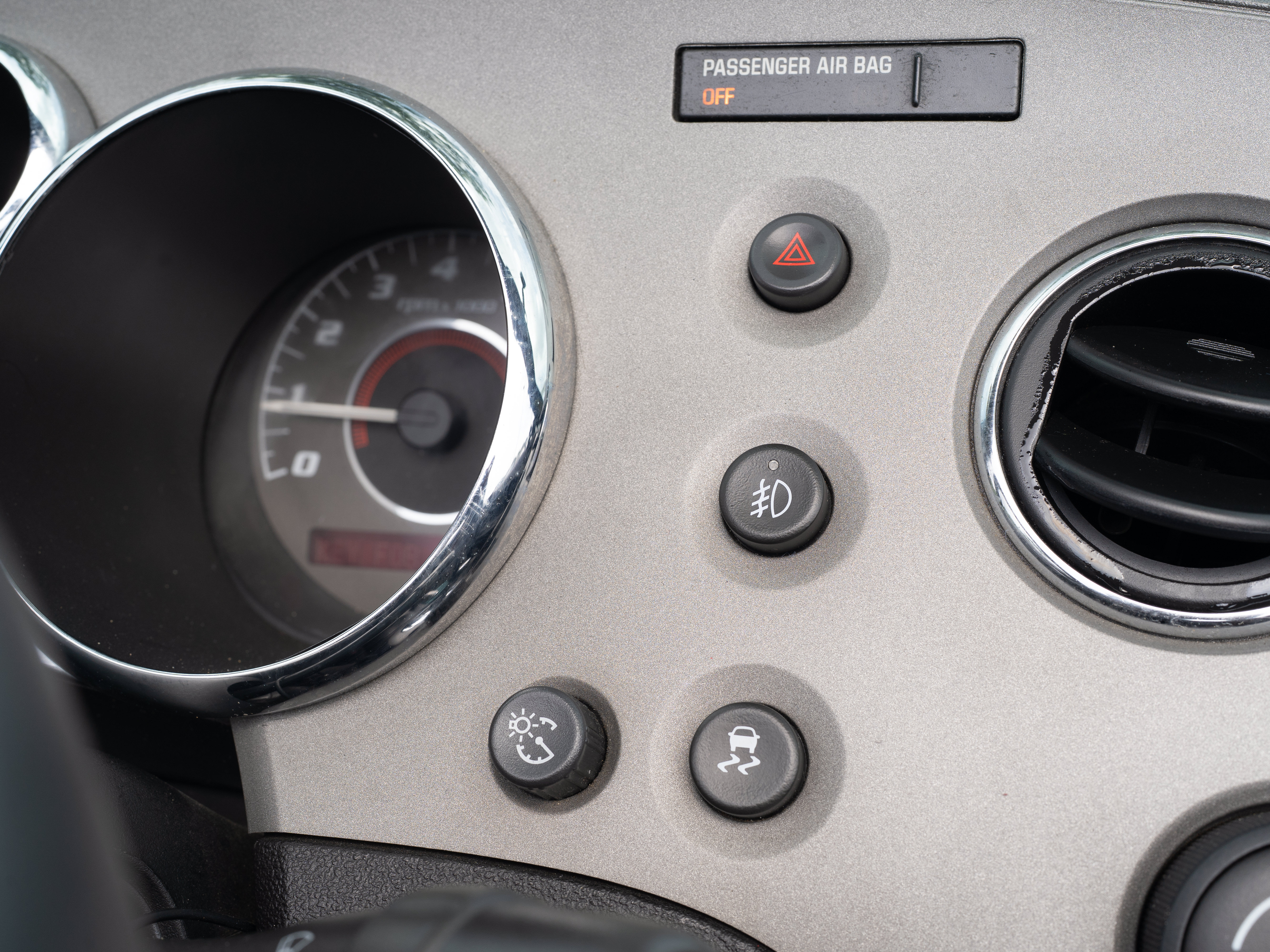 Used 2007 Pontiac Solstice GXP w/ Premium Package RWD image 20