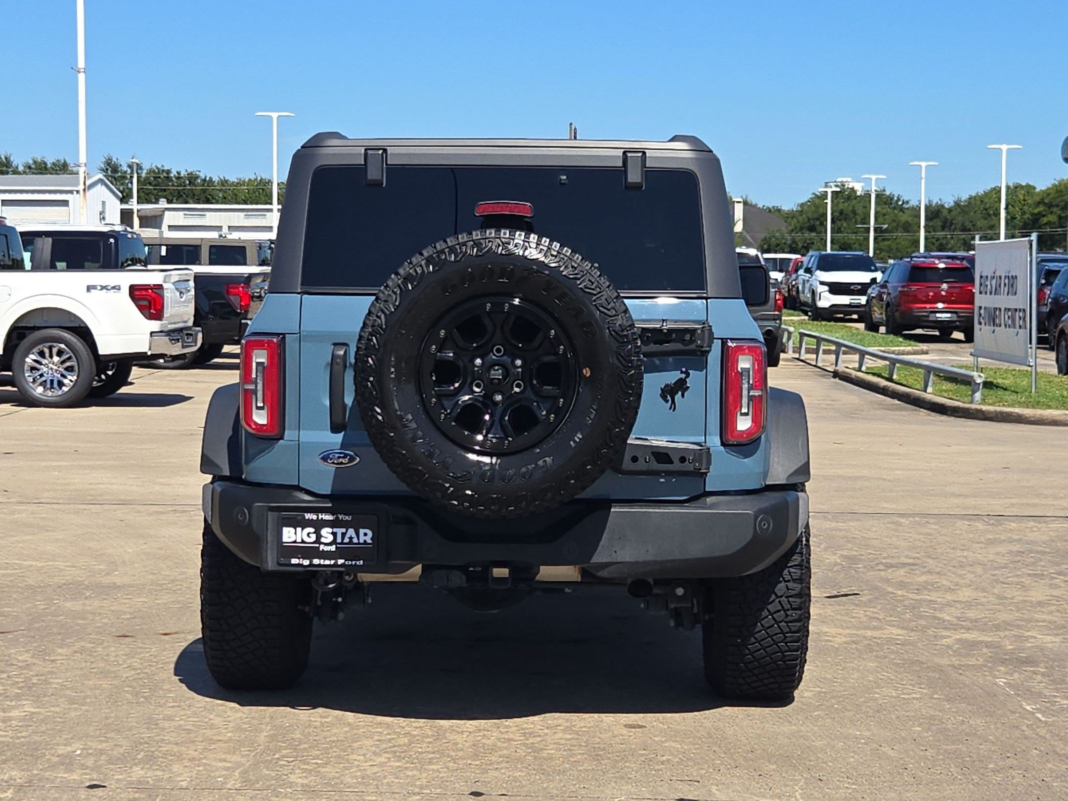Used 2023 Ford Bronco Wildtrak AWD/4WD image 6