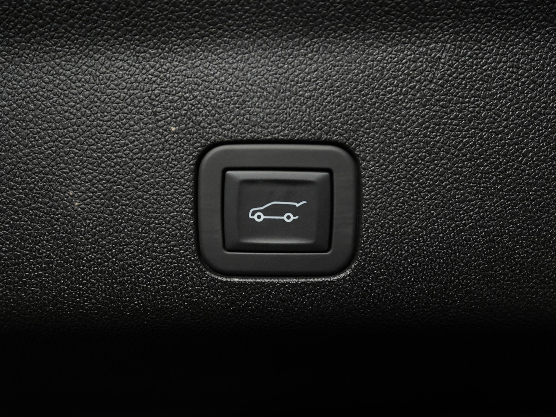 Used 2026 GMC Yukon XL Denali Ultimate AWD/4WD image 15
