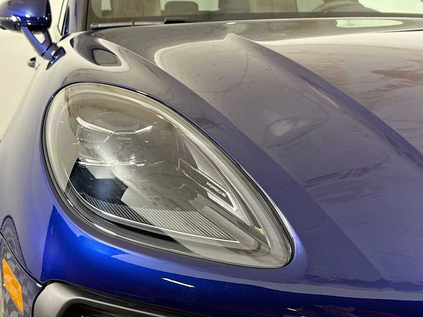 New 2025 Porsche Macan AWD/4WD image 28