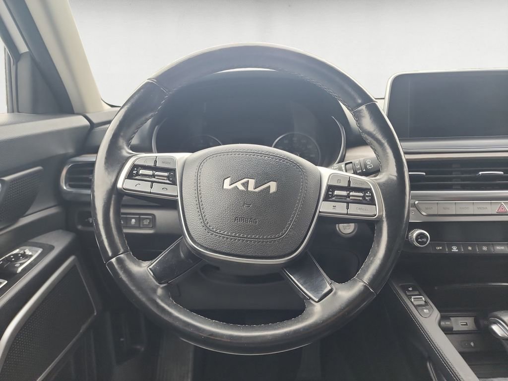 Used 2022 Kia Telluride EX w/ EX Premium Package image 12