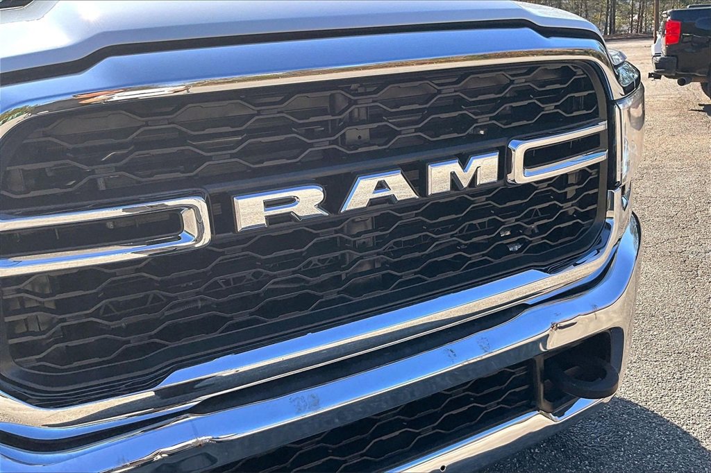 Used 2024 RAM 5500 Tradesman w/ Chrome Appearance Group image 27