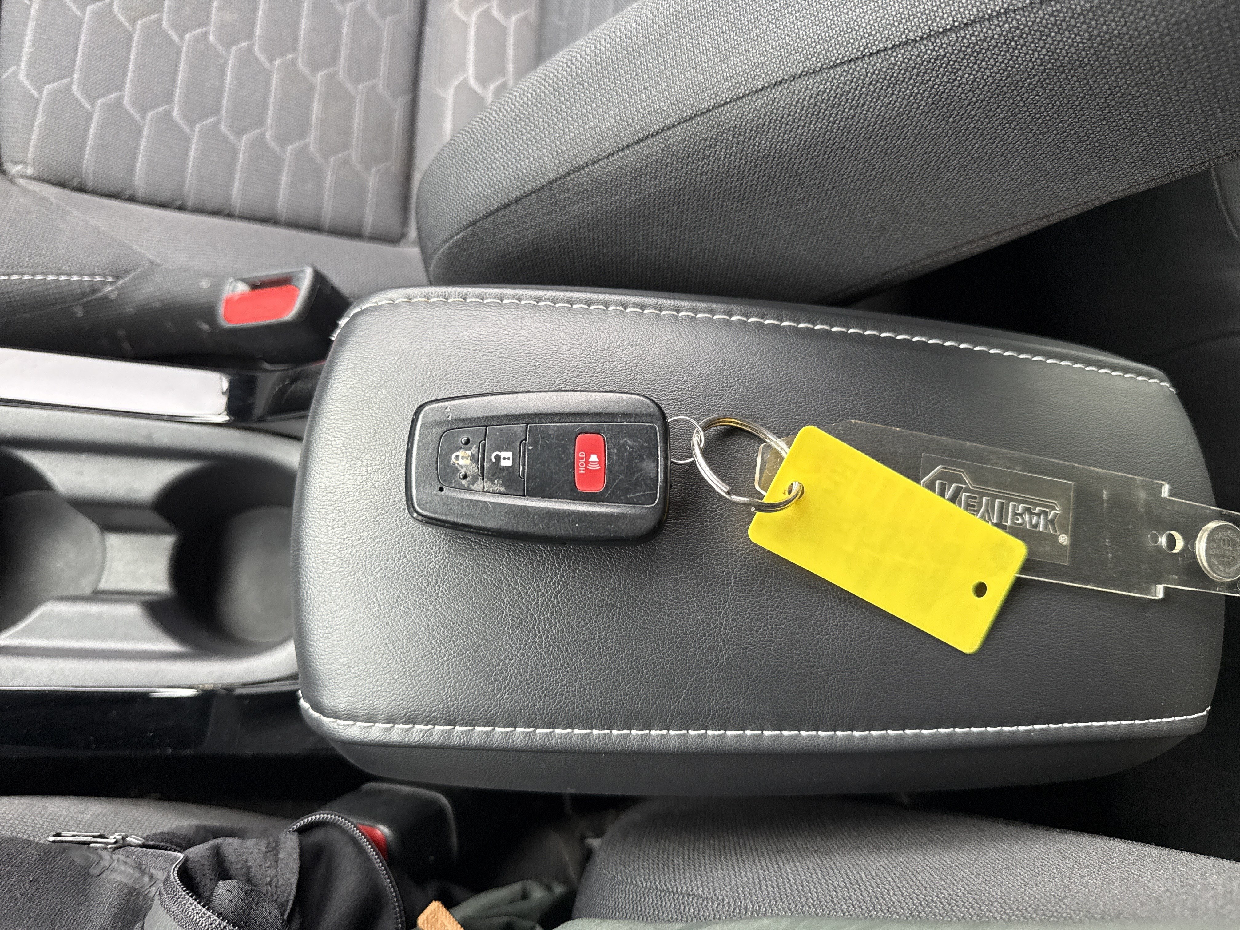 Used 2019 Toyota Corolla SE w/ SE Option Package FWD image 27