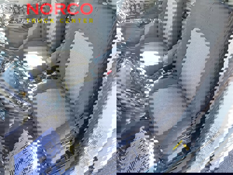 Used 2020 Ford Transit Connect XL image 22