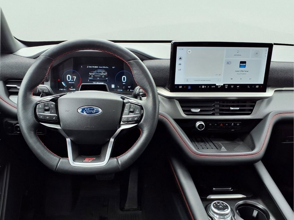 Used 2025 Ford Explorer ST image 4