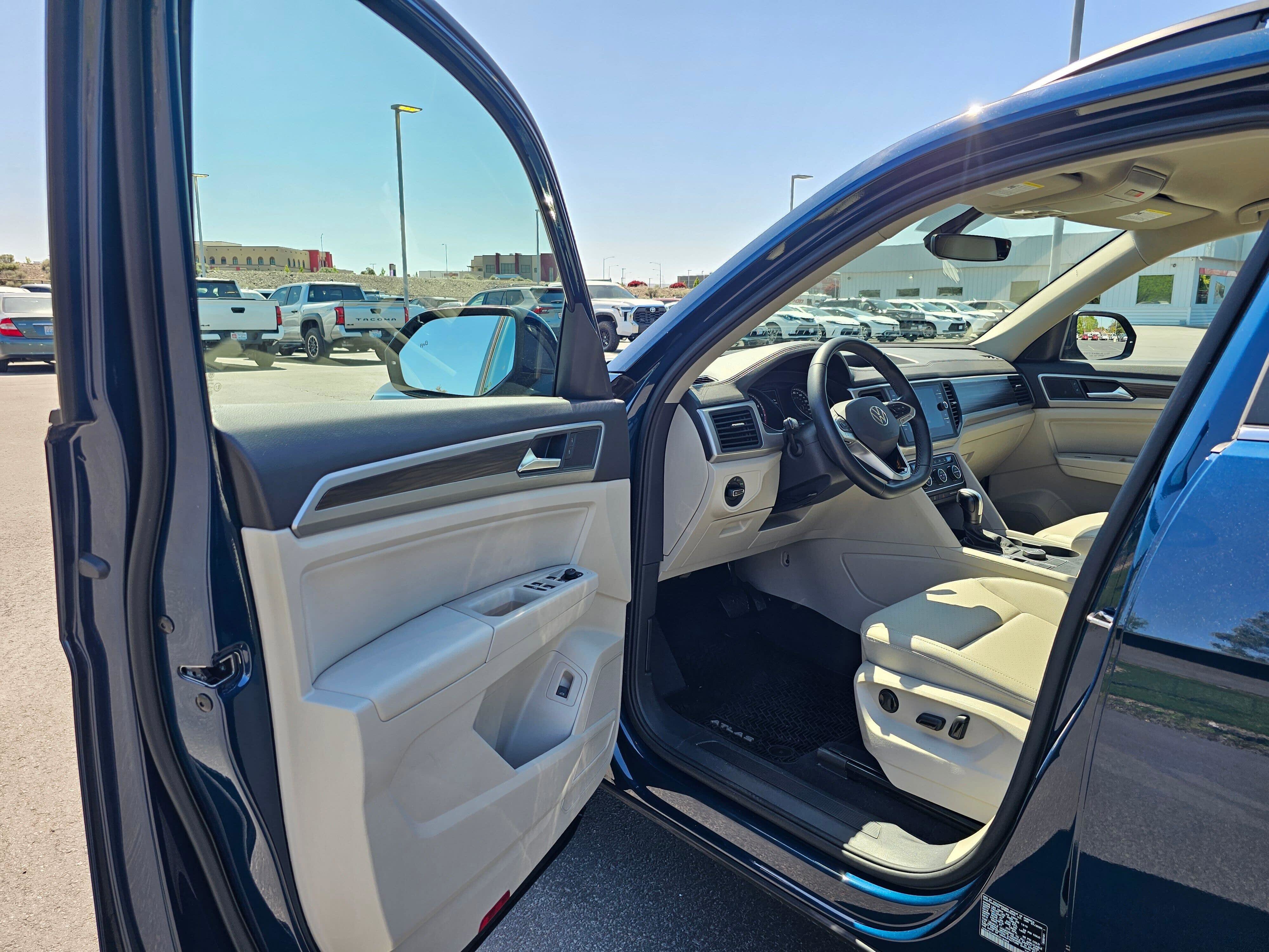 Used 2021 Volkswagen Atlas SE AWD/4WD image 18