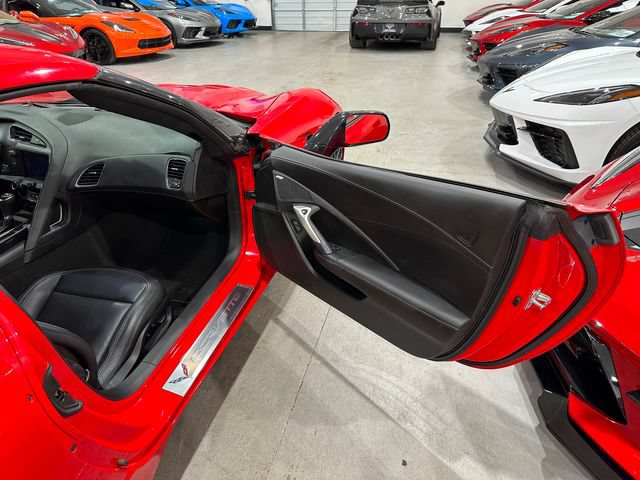 Used 2015 Chevrolet Corvette Stingray Coupe w/ 3LT Preferred Equipment Group RWD image 17