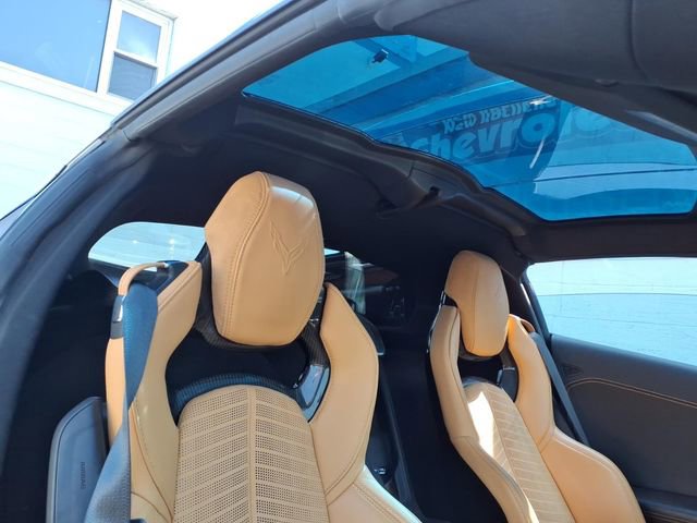 Used 2021 Chevrolet Corvette Stingray Preferred Cpe w/ Z51 Performance Package image 21