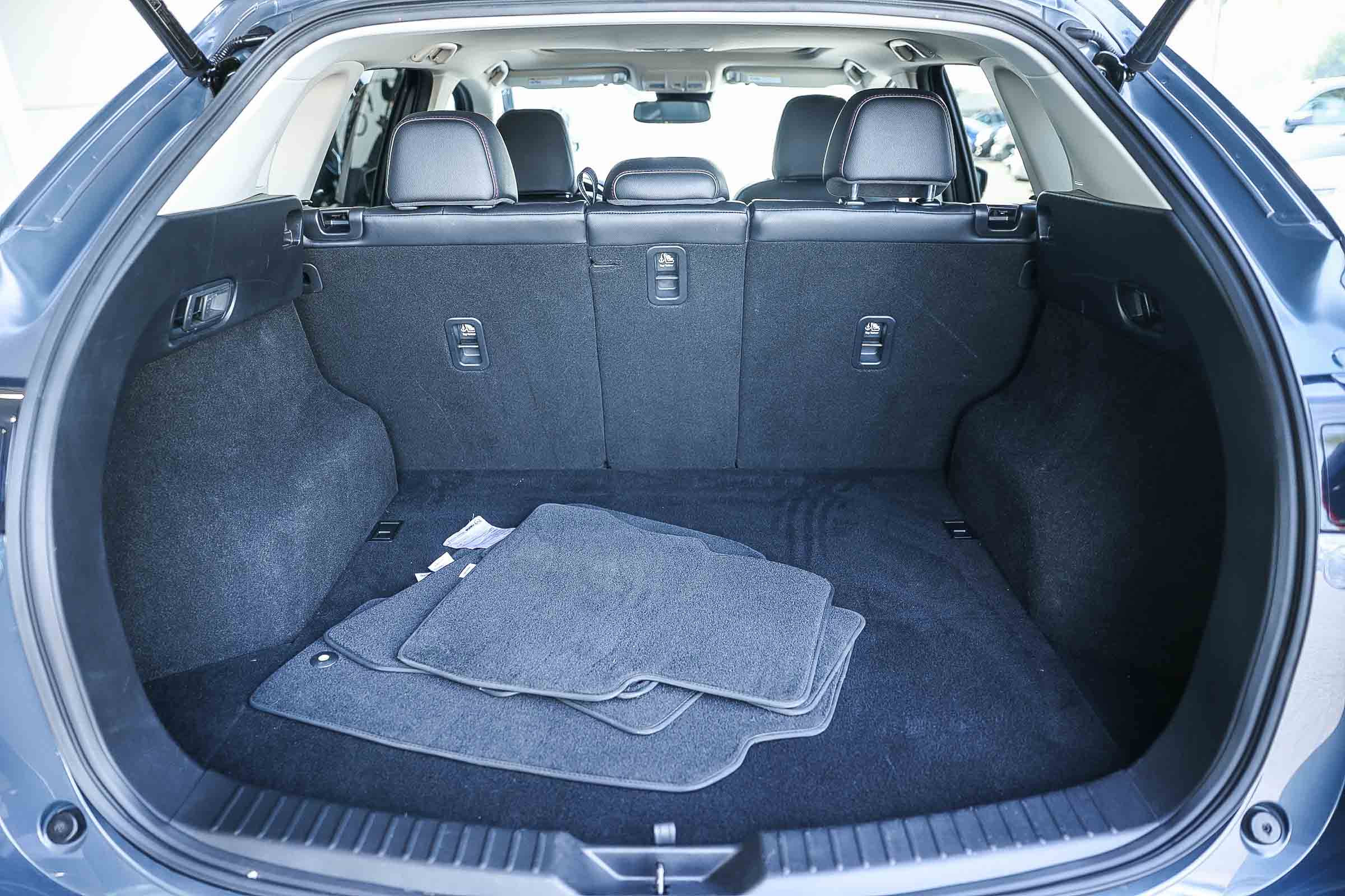 Used 2021 MAZDA CX-5 Carbon Edition image 33