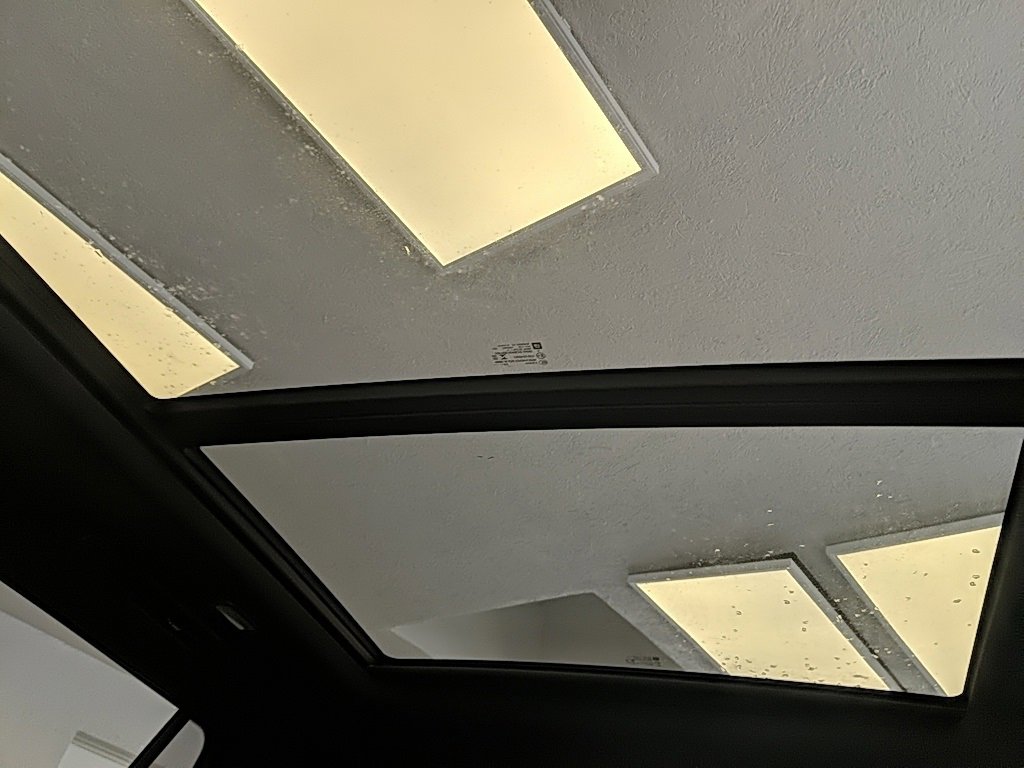 Used 2021 GMC Yukon Denali w/ Denali Premium Package image 36