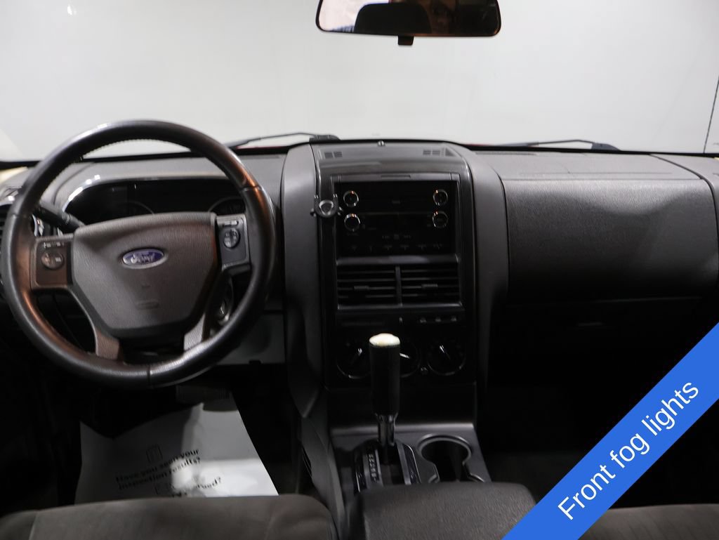 Used 2010 Ford Explorer XLT AWD/4WD image 3