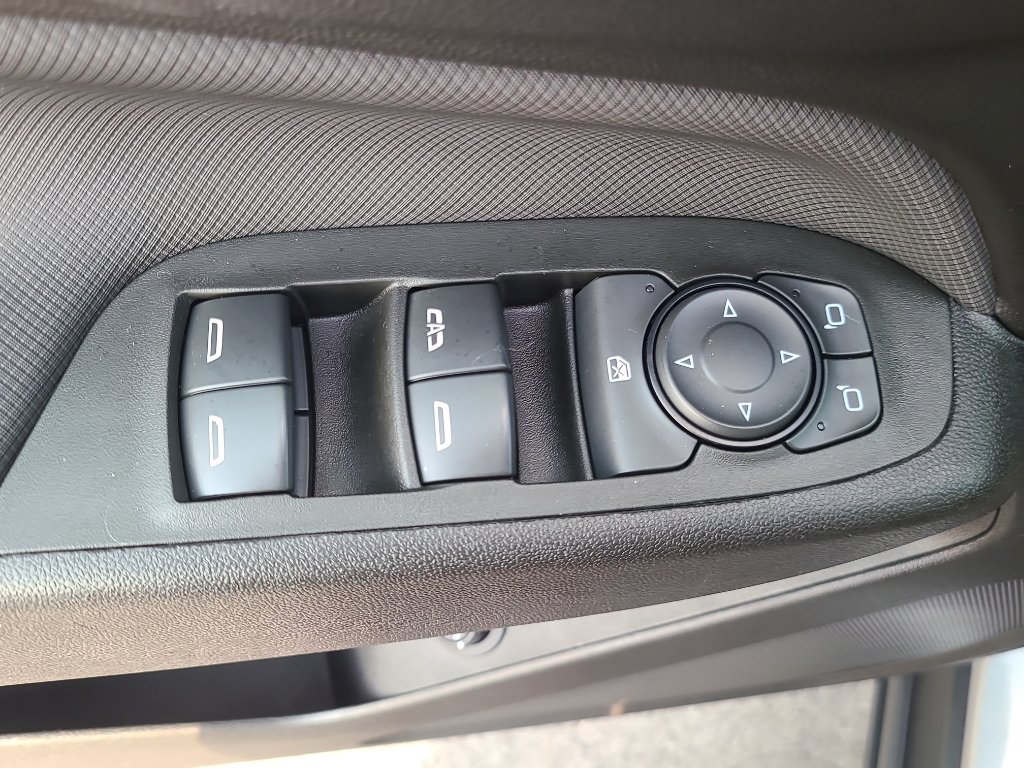 Used 2024 Chevrolet Equinox RS AWD/4WD image 12