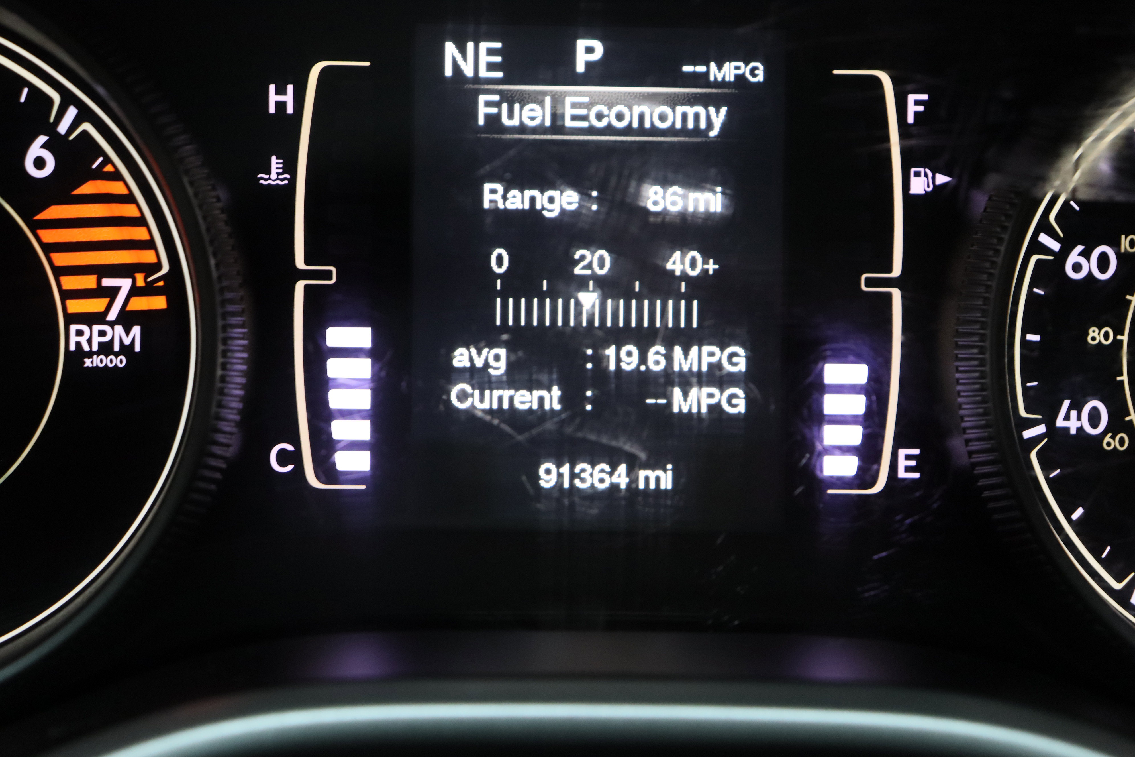 Used 2018 Jeep Cherokee Latitude Plus image 38