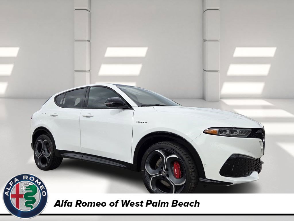 New 2026 Alfa Romeo Tonale w/ Quick Order Package 23H Volce