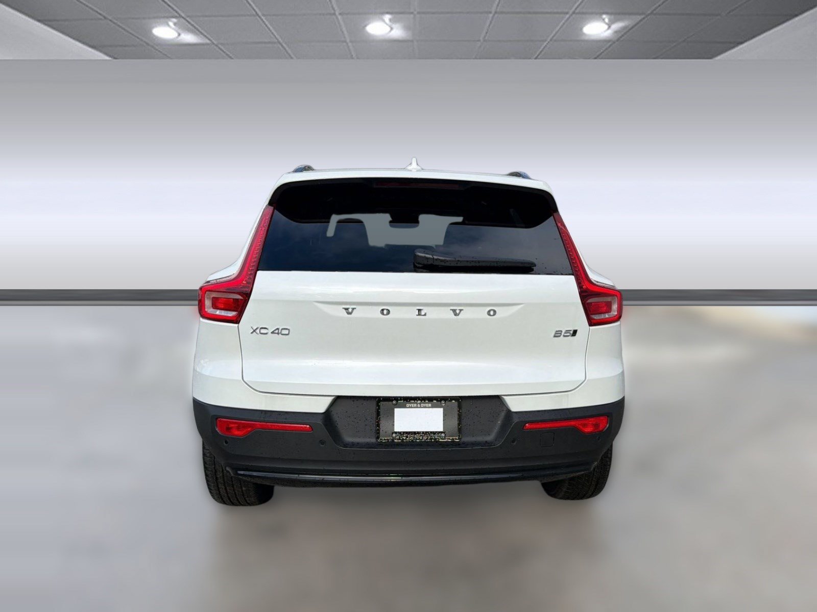 New 2026 Volvo XC40 B5 Plus w/ Climate Package AWD/4WD image 10