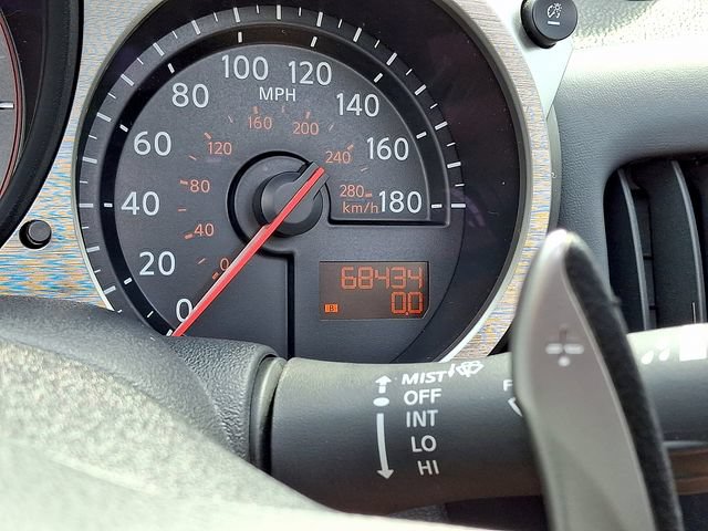 Used 2016 Nissan 370Z Touring Sport RWD image 19