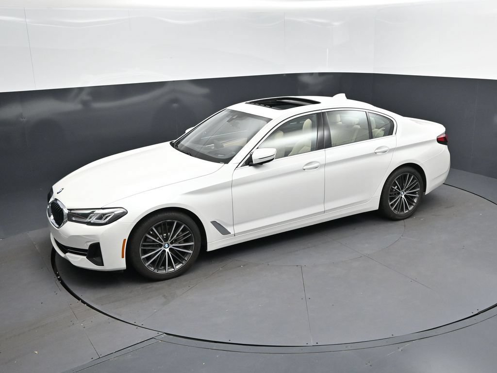Certified 2023 BMW 530i w/ Premium Package RWD image 1